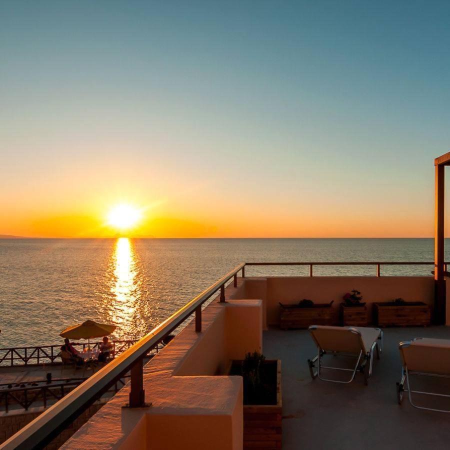 Alkionis Beach Hotel Apartments Sfakaki Exterior photo